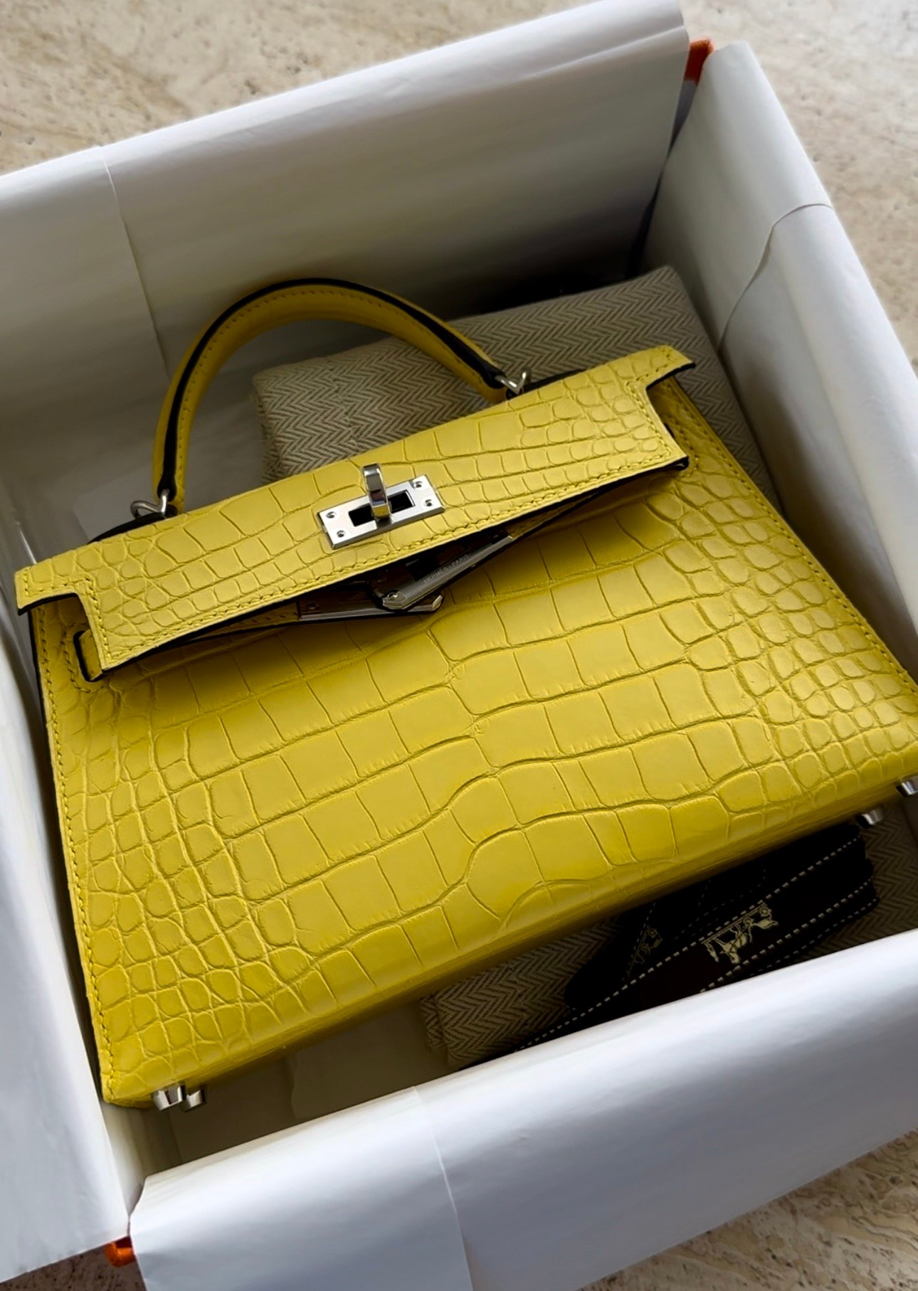 Is it Cheaper to Buy a Luxury Bag in the UK or France? - PurseBop