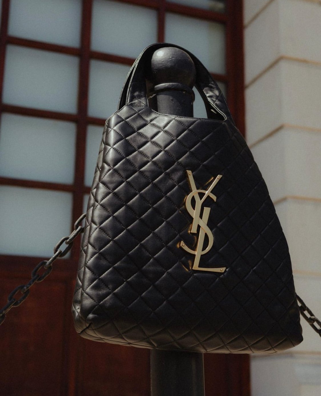 Why is the Latest YSL Icare Maxi Bag Celebrity-Approved? 