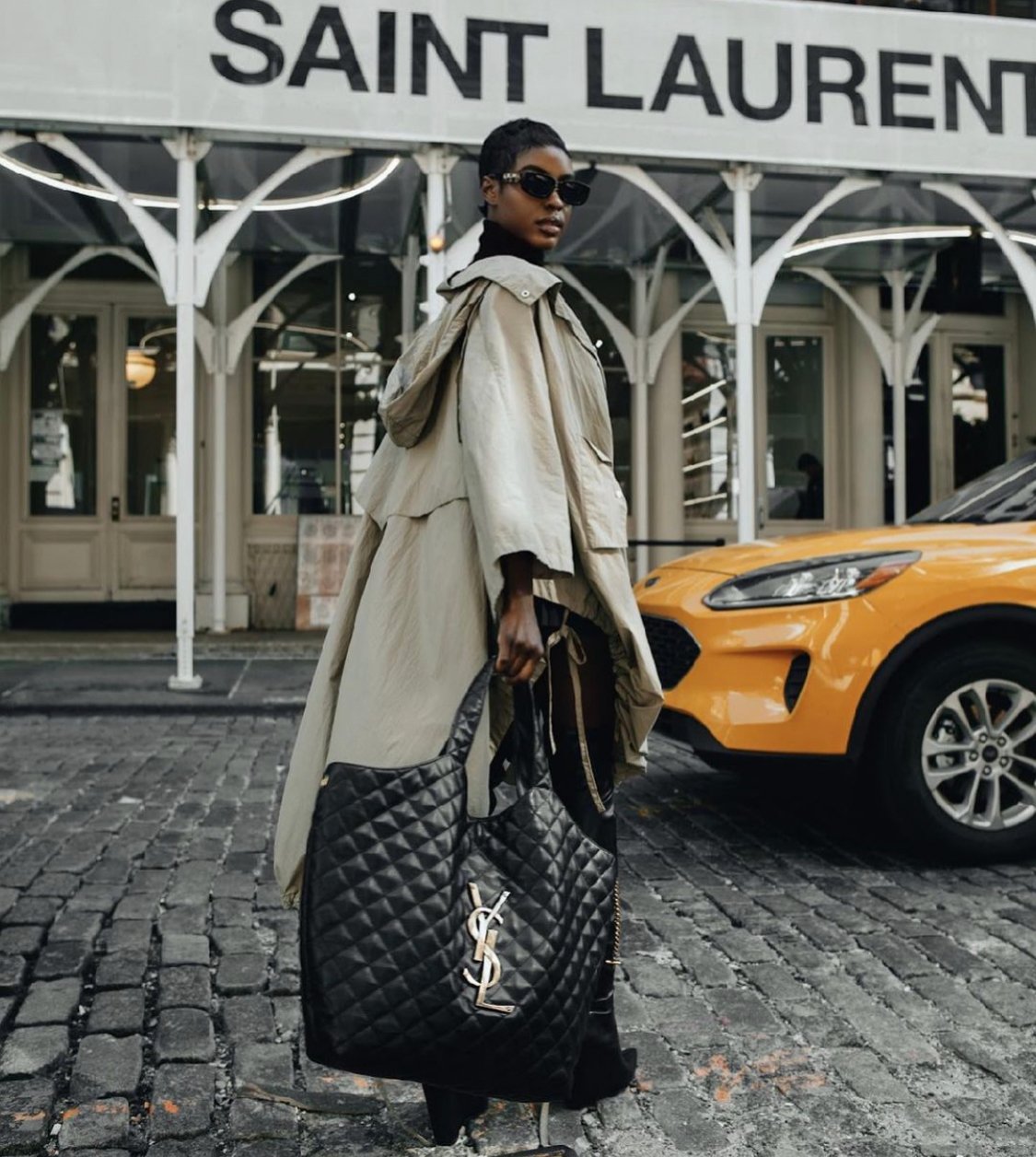 See The YSL Icare Bag Every It Girl Owns In 2022