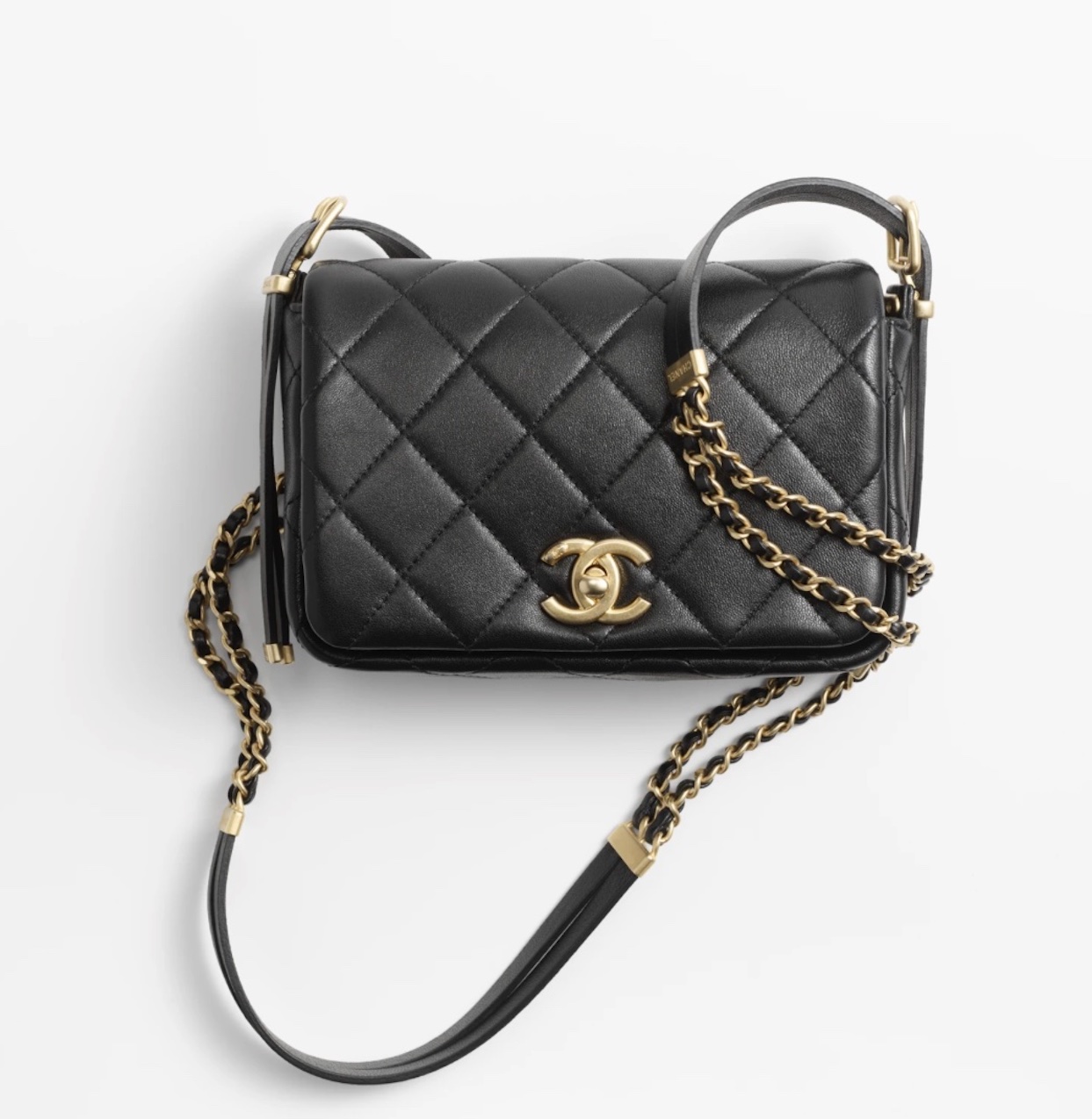 RUN TO CHANEL, PRE-FALL 2023 BAGS, SO BLACK TRENDY!!??, THE BEST PICKS  OF THE SEASON
