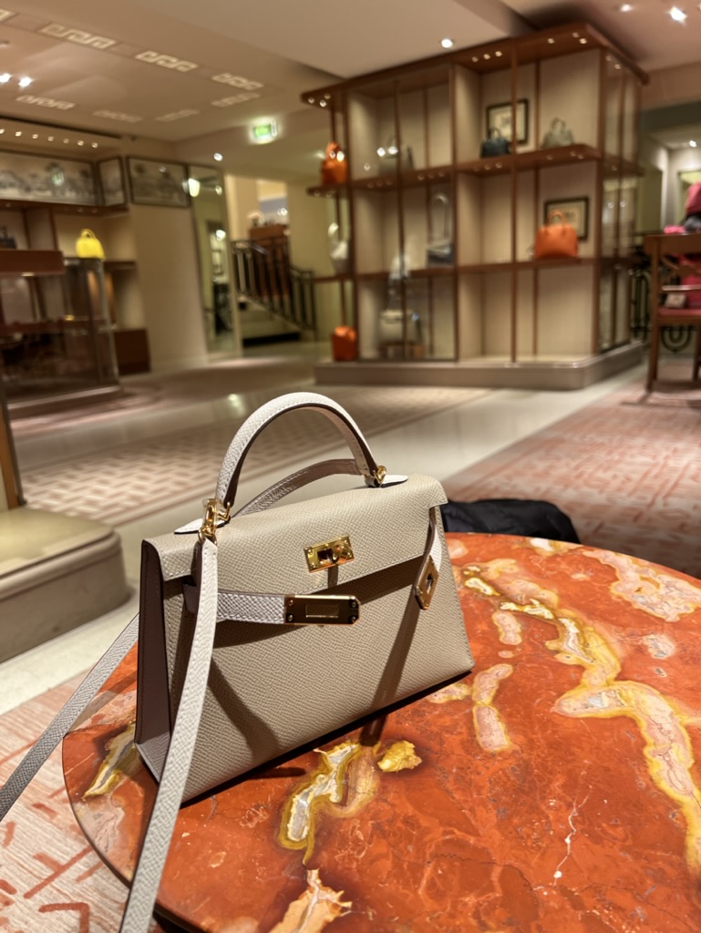 Dear PurseBop: Do Items Purchased During Hermès Sales Events Count Toward  My Personal Profile?