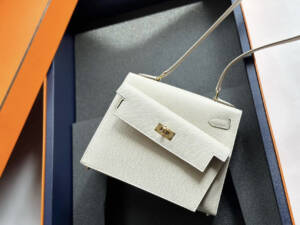 The Ultimate Hermès Handbag: Close Look at Himalaya Kelly - PurseBop