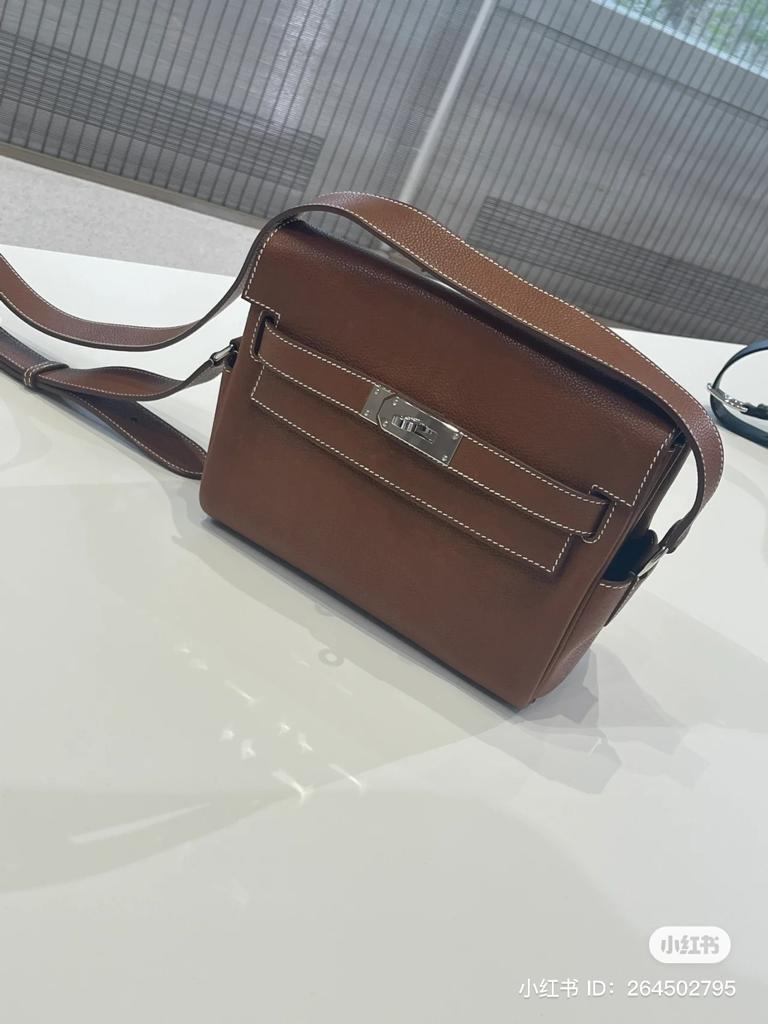 Kelly Danse leather crossbody bag