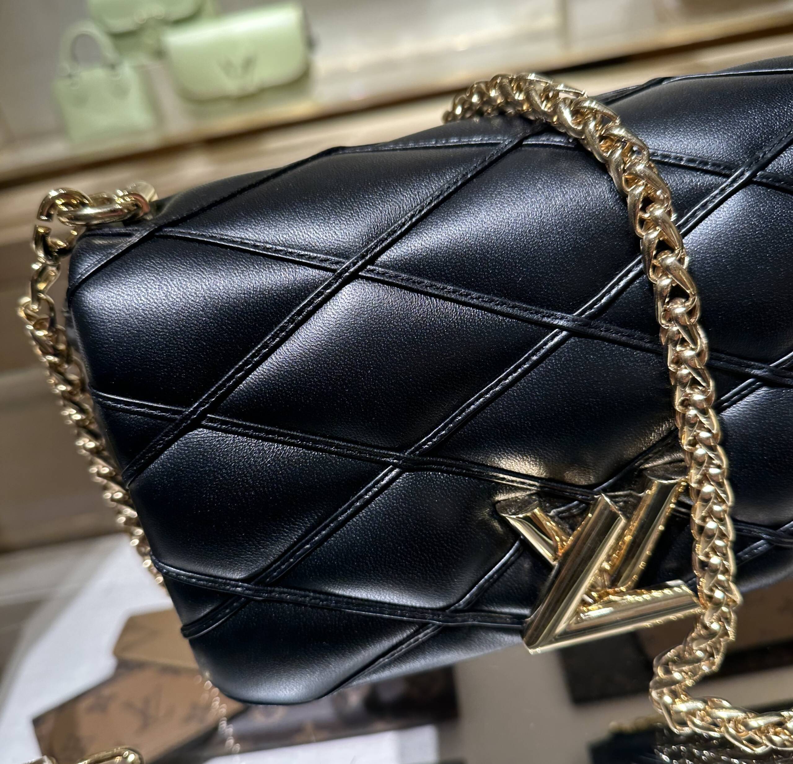 Lv sales bags black