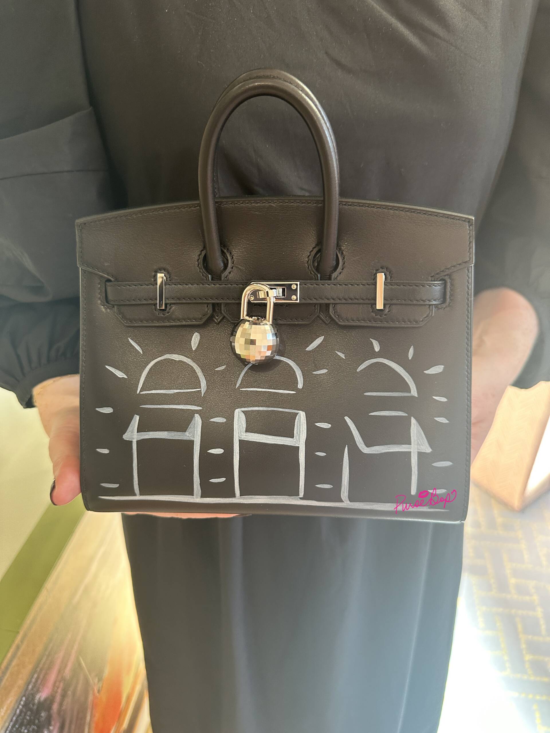 First Look at the New Hermès 'In the Loop' Bag - PurseBop