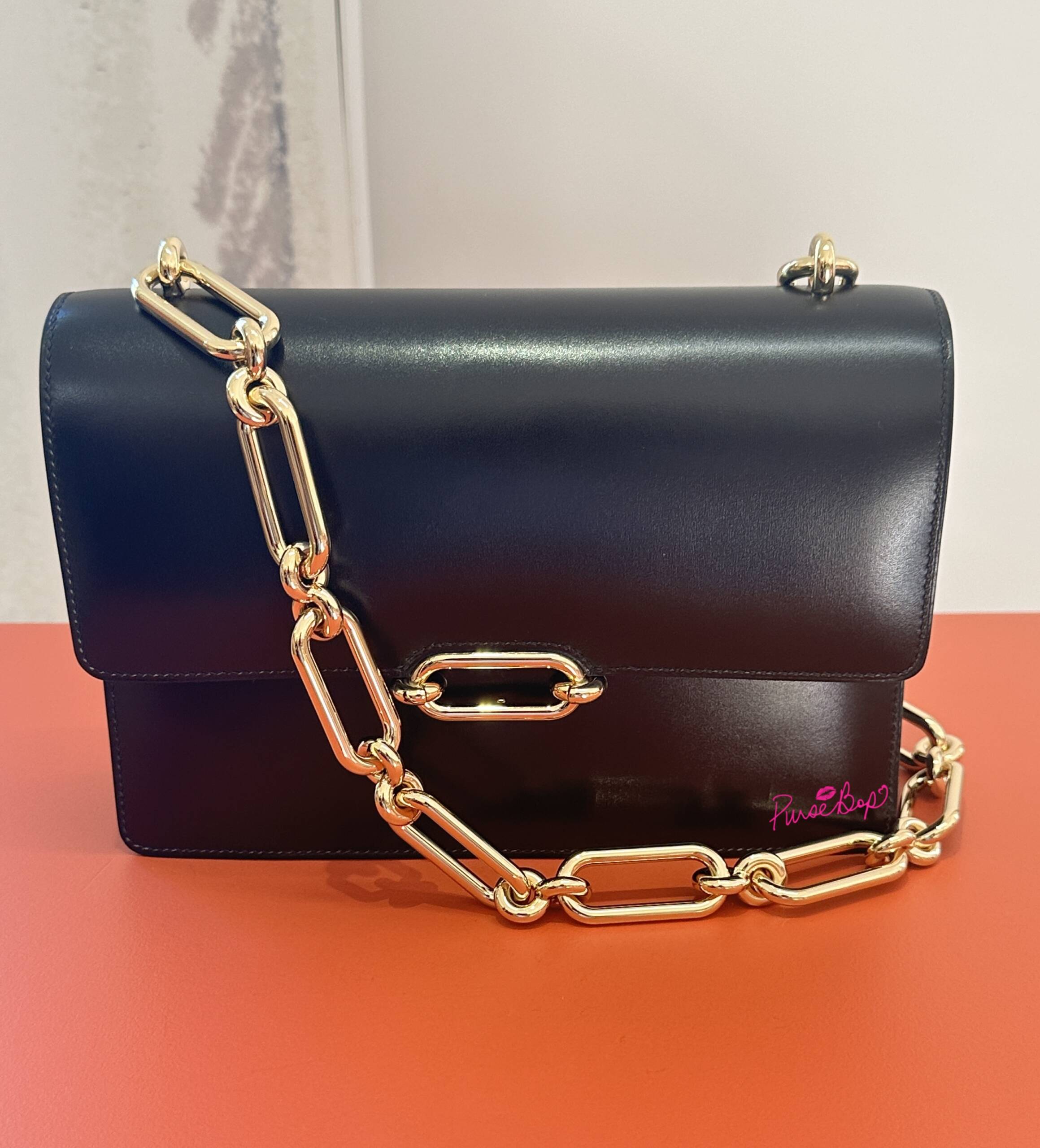 First Look at the New Hermès 'In the Loop' Bag - PurseBop