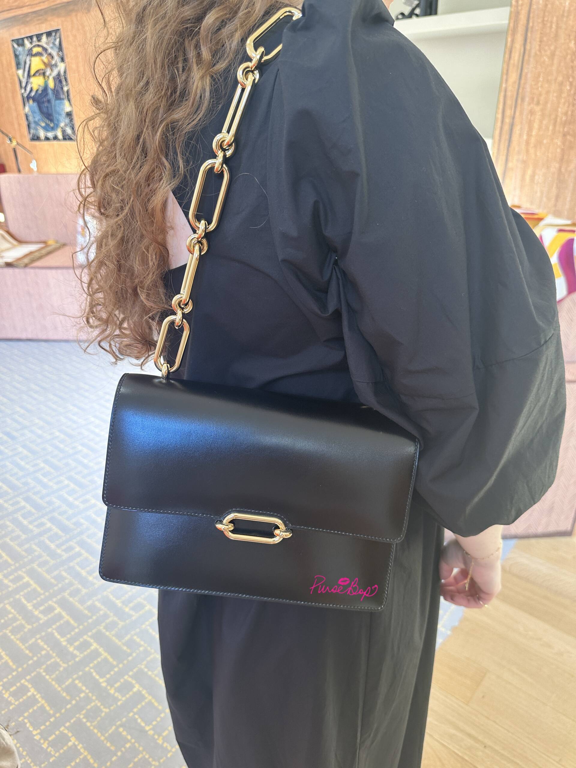 First Look at the New Hermès 'In the Loop' Bag - PurseBop