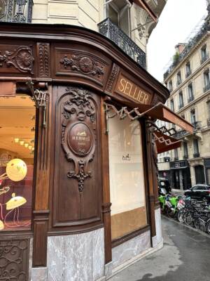 dear pursebop can i wear a bright colored hermes birkin or kelly any season