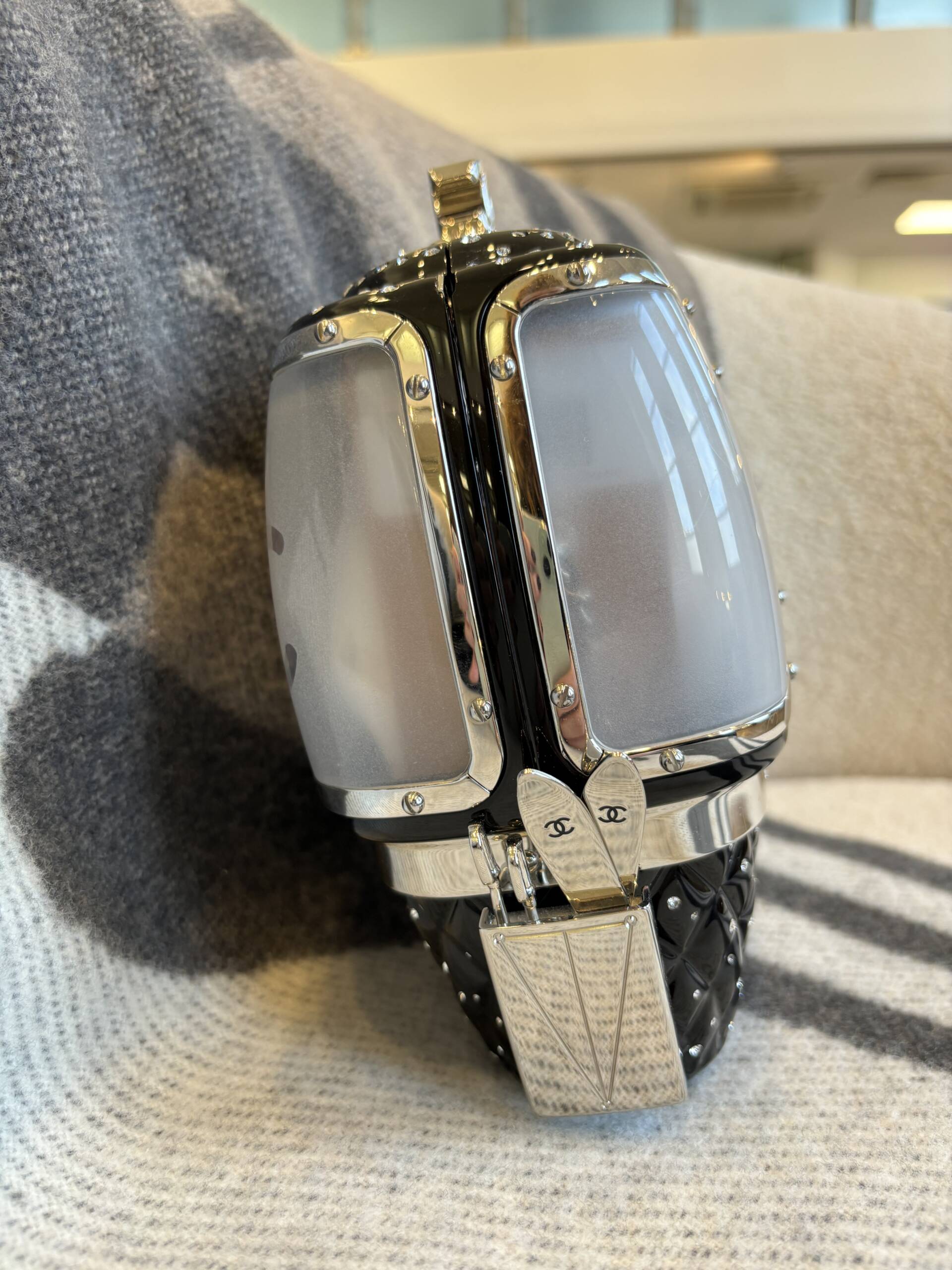 Chanel gondola bag store
