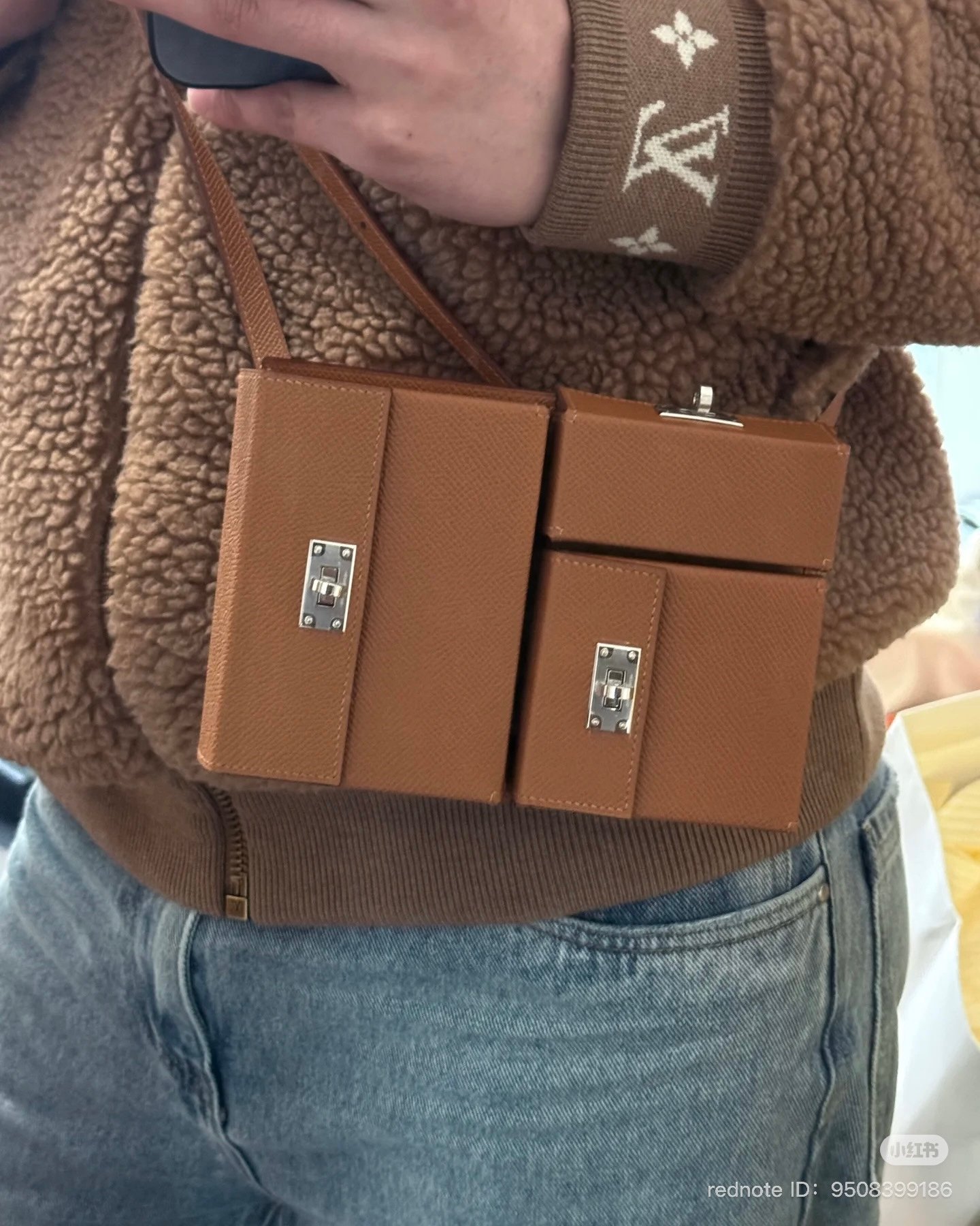 hermes Kelly Multipocket To Go Pouch gold epsom 
