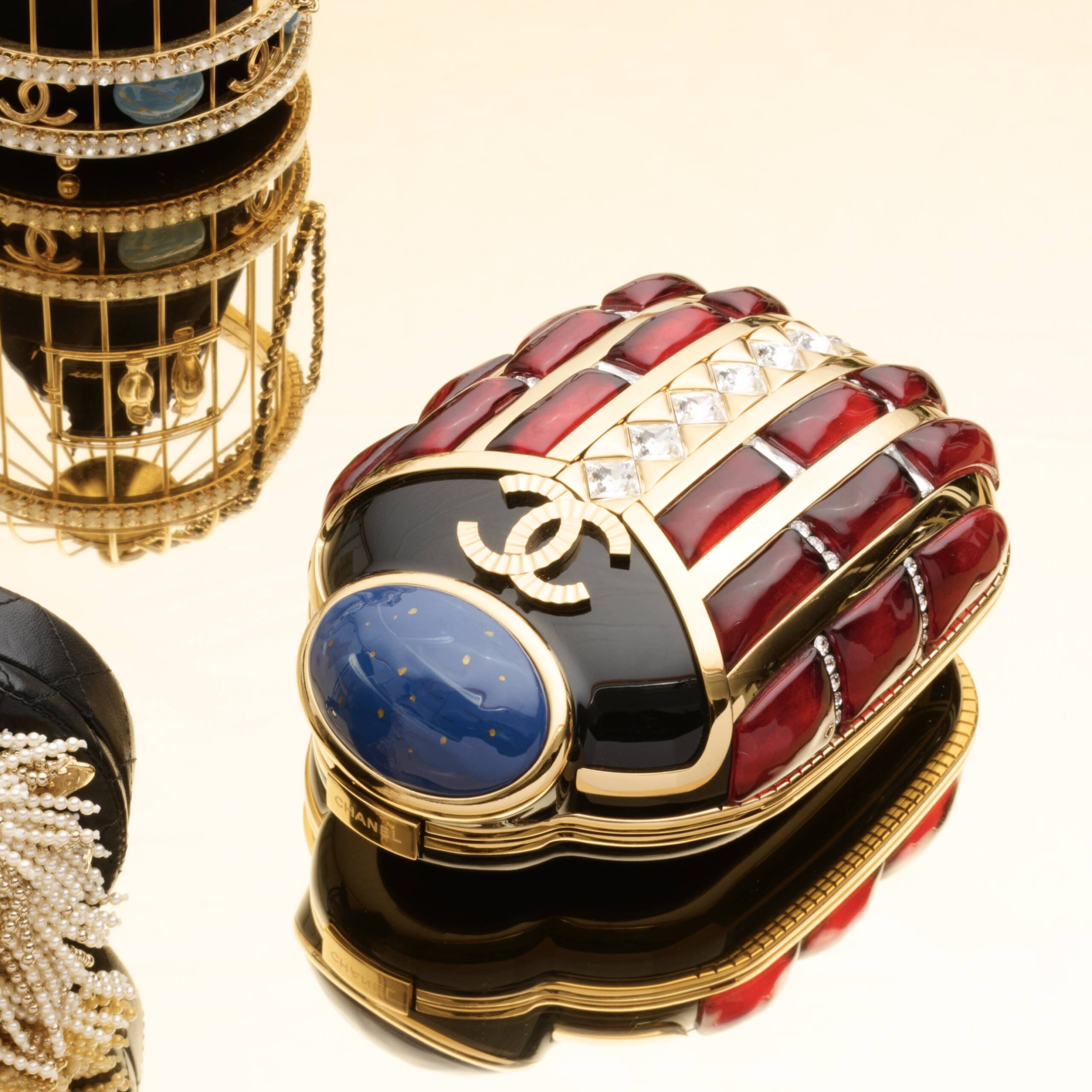 Chanel Métiers d'Art Red Gripoix & Strass Scarab Beetle Minaudière