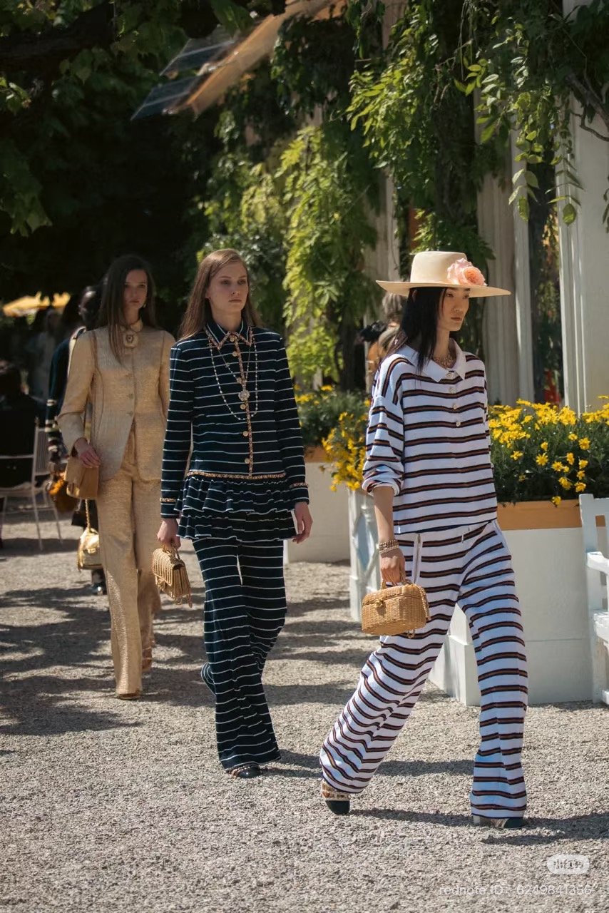chanel cruise 2025/26 collection