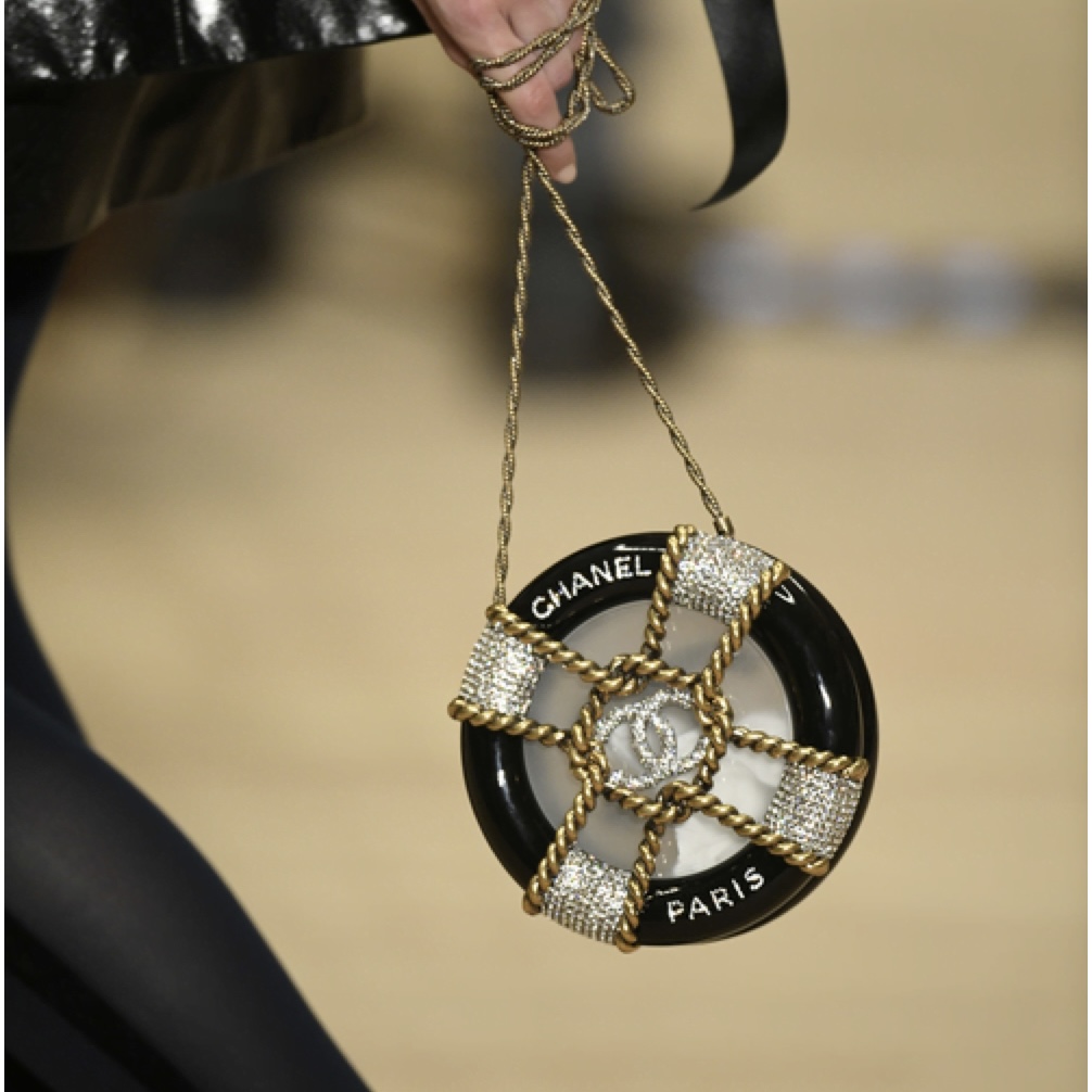 Chanel Paris-Hamburg Métiers d'Art Black Lucite Strass Life Preserver Minaudière