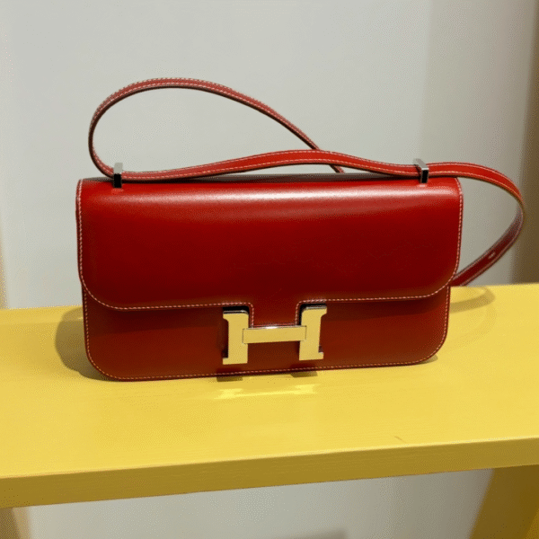 The Hermès Elan Handbag Guide | constance elan