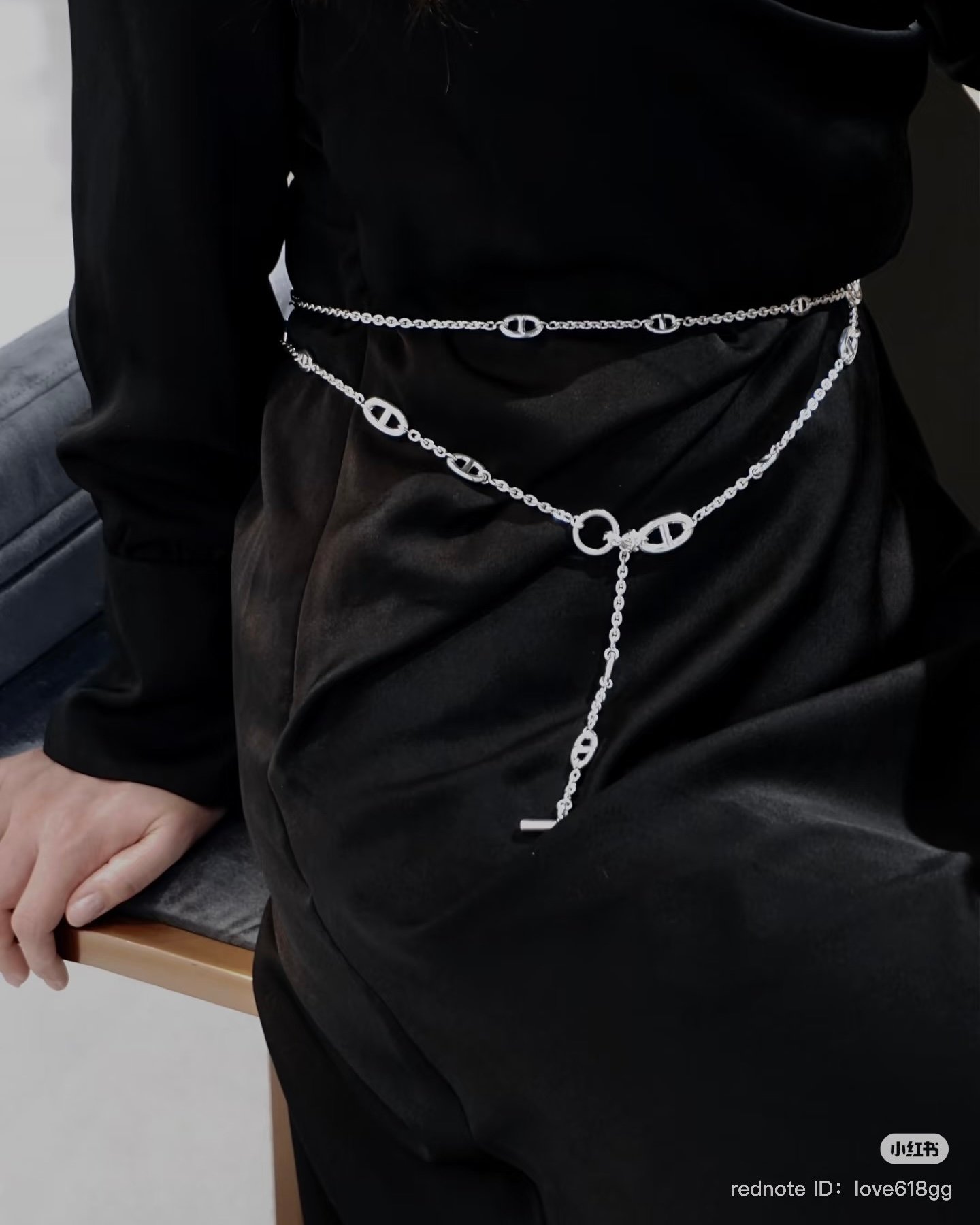 hermès farandole necklace styling