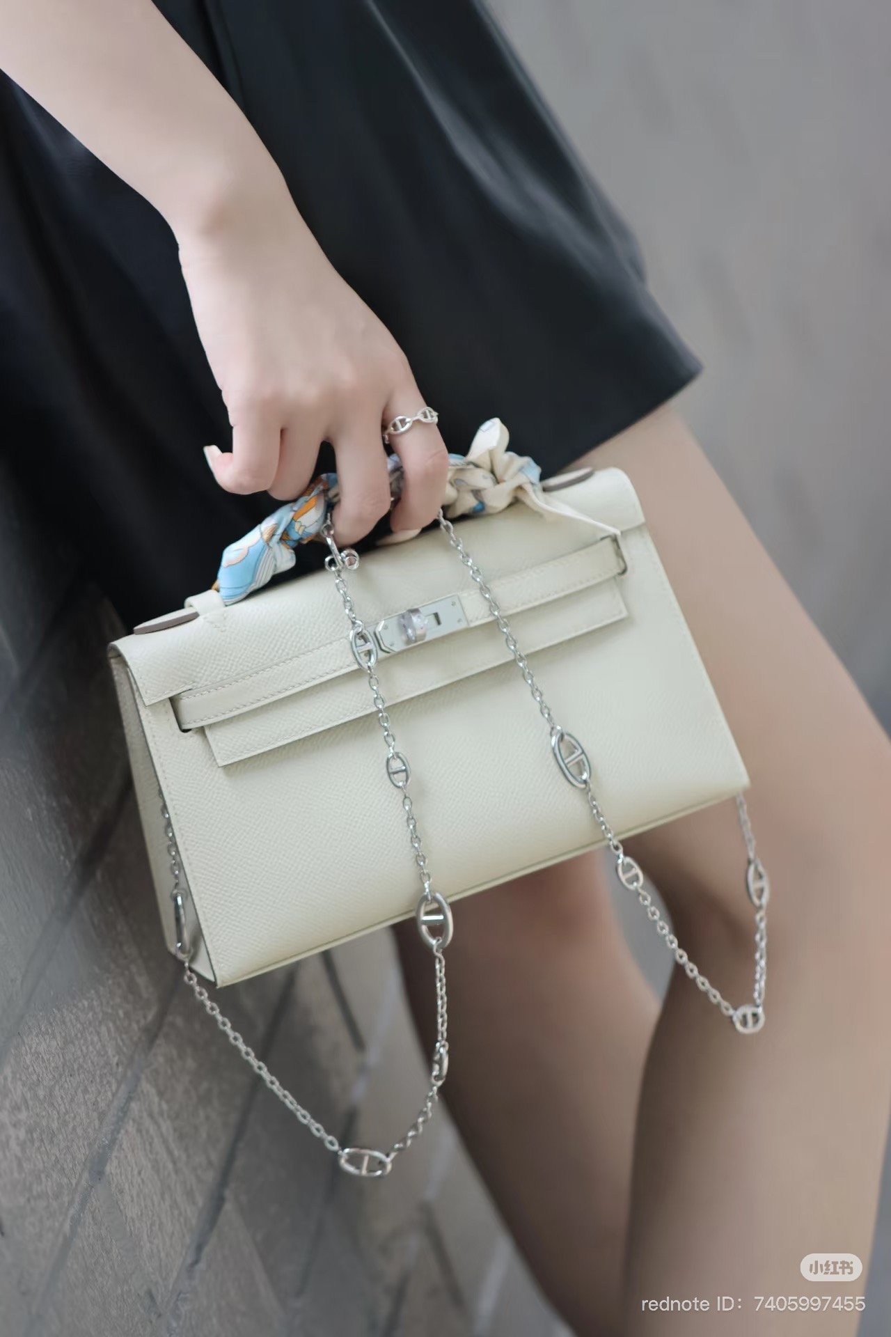 hermès farandole necklace styling
