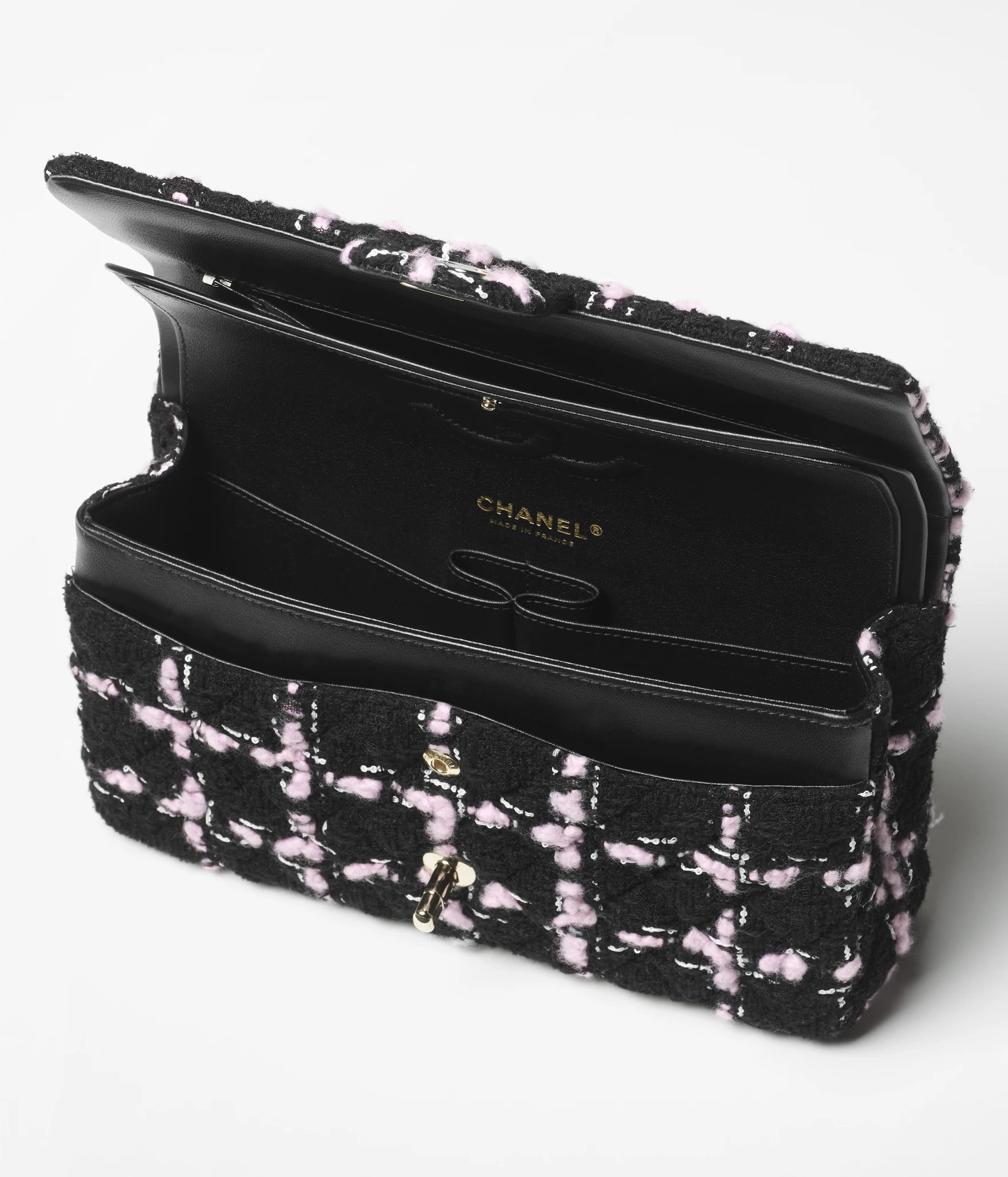 chanel pre-fall/winter 2025/25 25b bags heart bag chanel 25