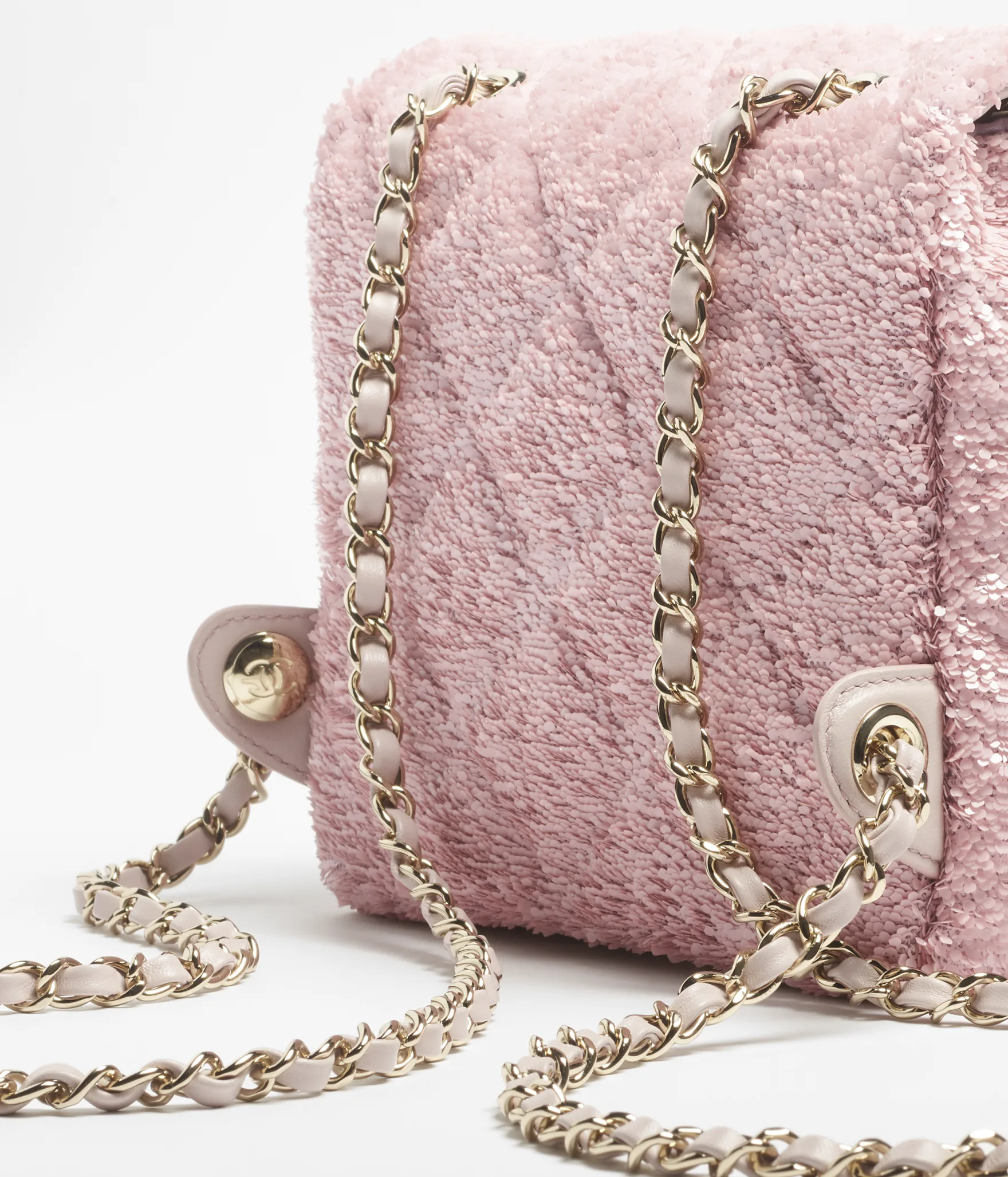 chanel pre-fall/winter 2025/25 25b bags heart bag chanel 25
