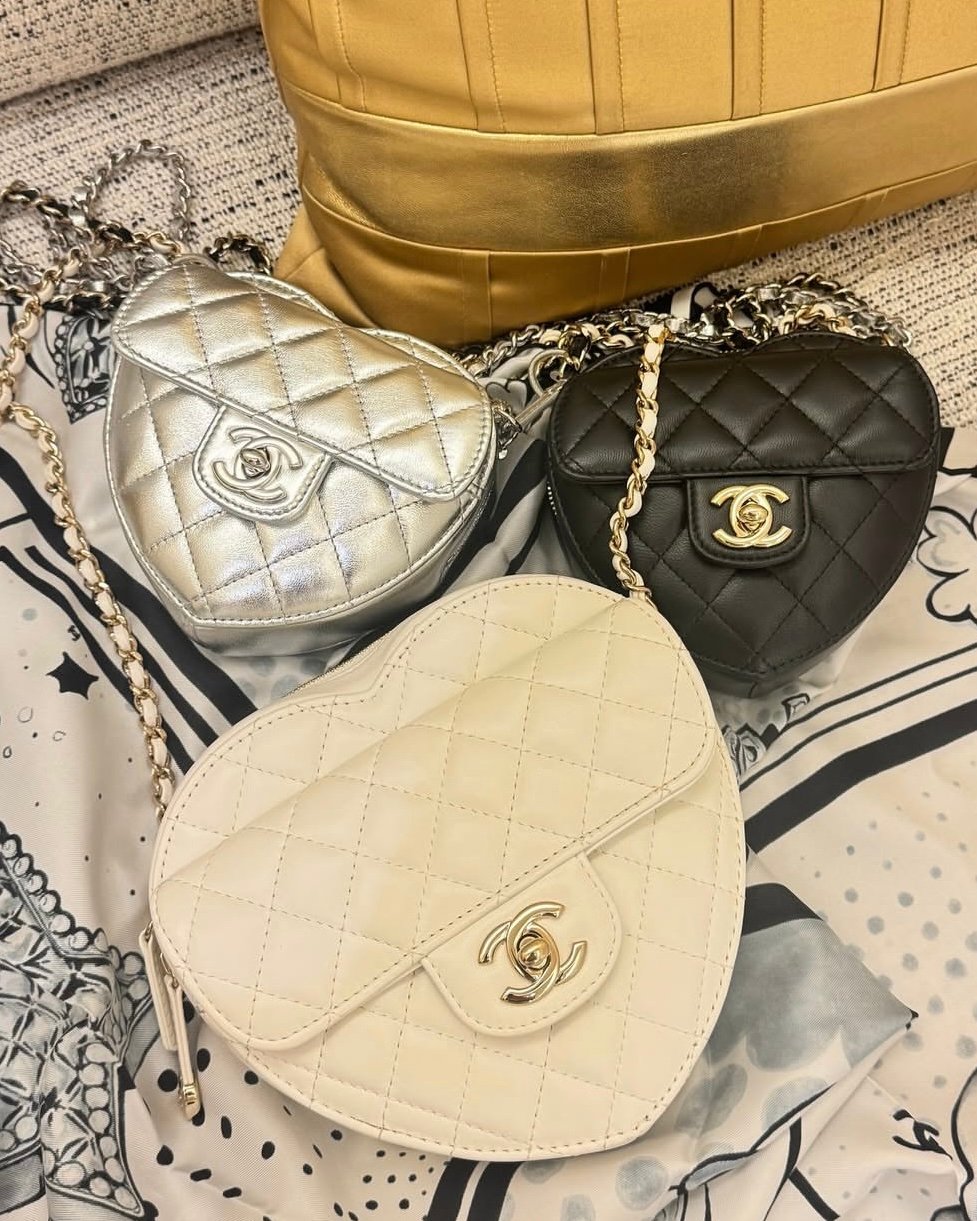 【25B 大人の可愛さを演出♪】シャネル★ハートベルトバッグ Chanel's Heart Bag Returns in 25B, and the Love Is Real