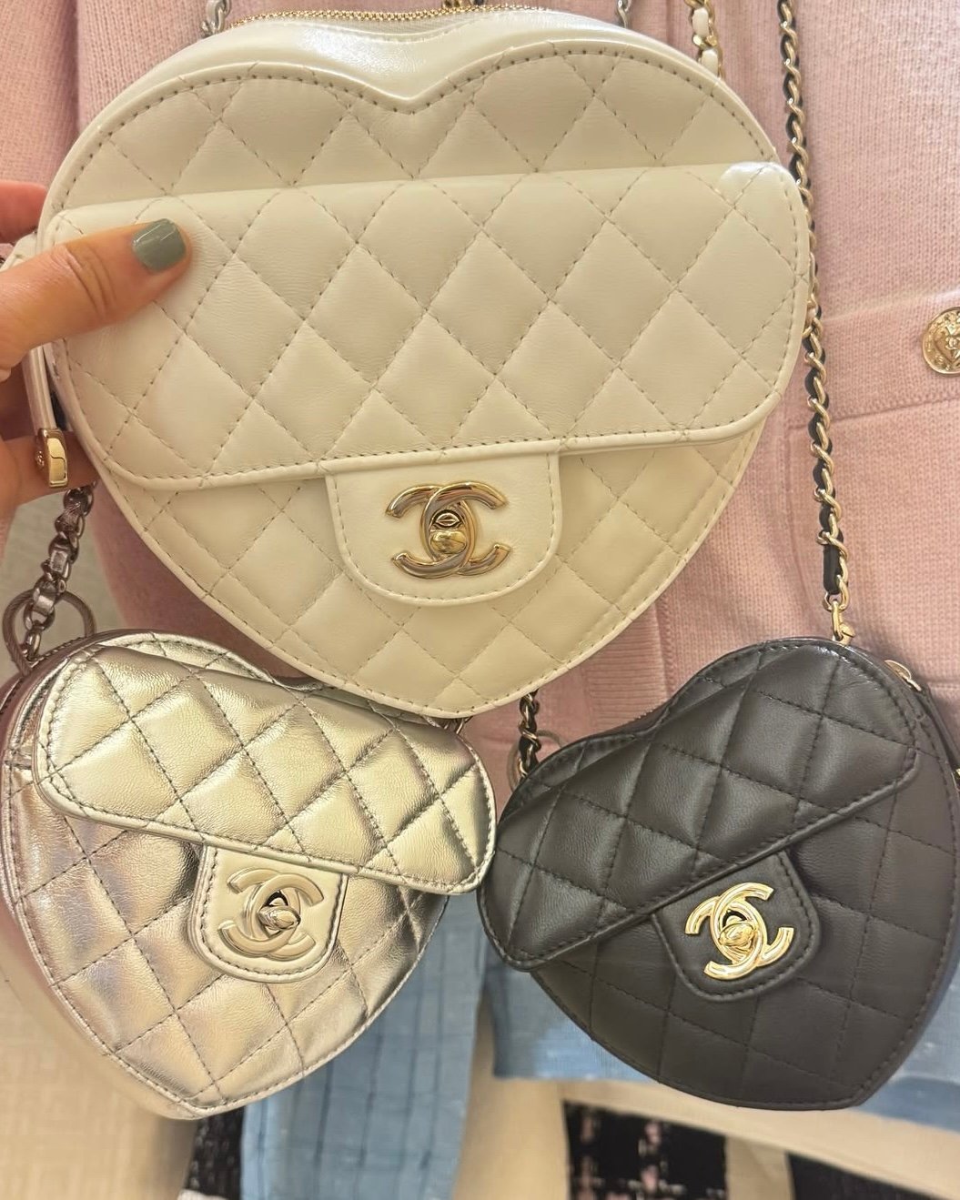 【復刻ハートに胸キュン】CHANEL★ベルトバッグ★25B限定 Chanel's Heart Bag Returns in 25B, and the Love Is Real