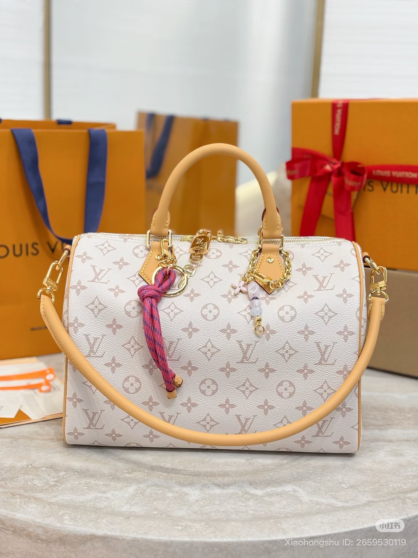 louis vuitton Speedy Soft 30 Lucky