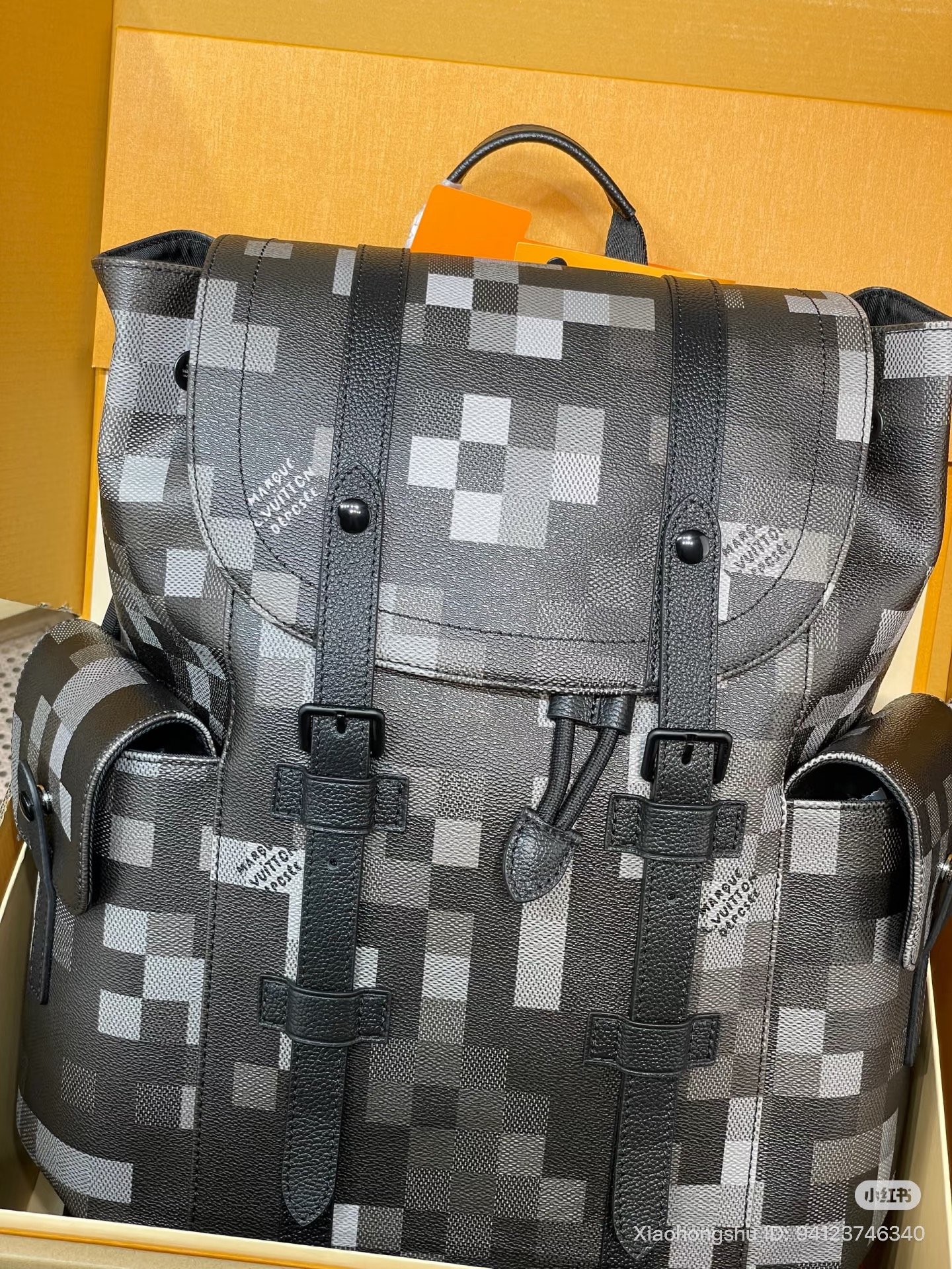 louis vuitton Christopher MM Damoflage black