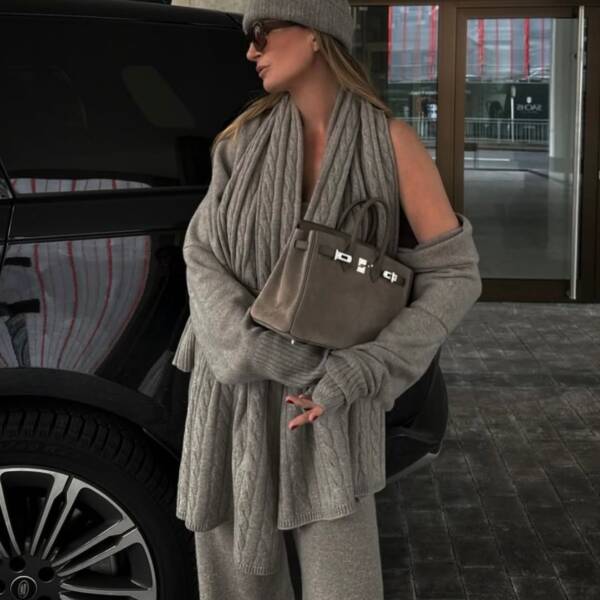 51F26DDD-A7AB-463F-B475-9142288CD887_1_201_a