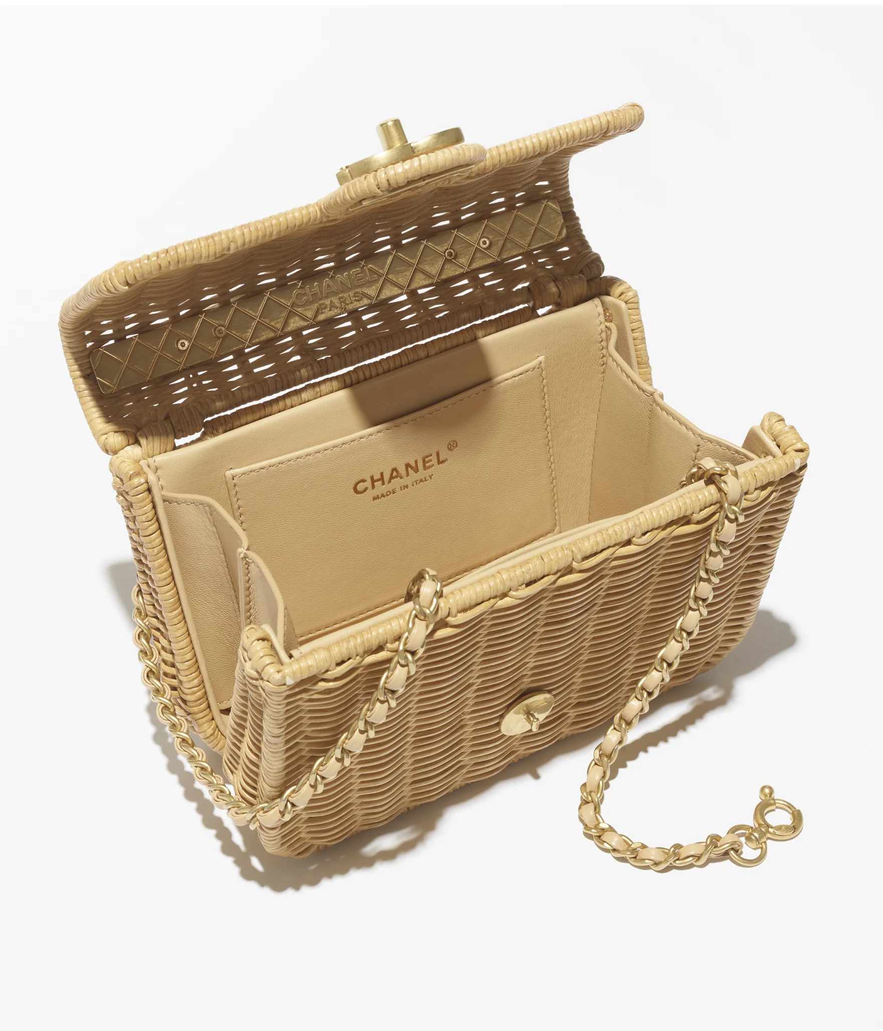 chanel 2025/26 cruise bag collection 26c vanity