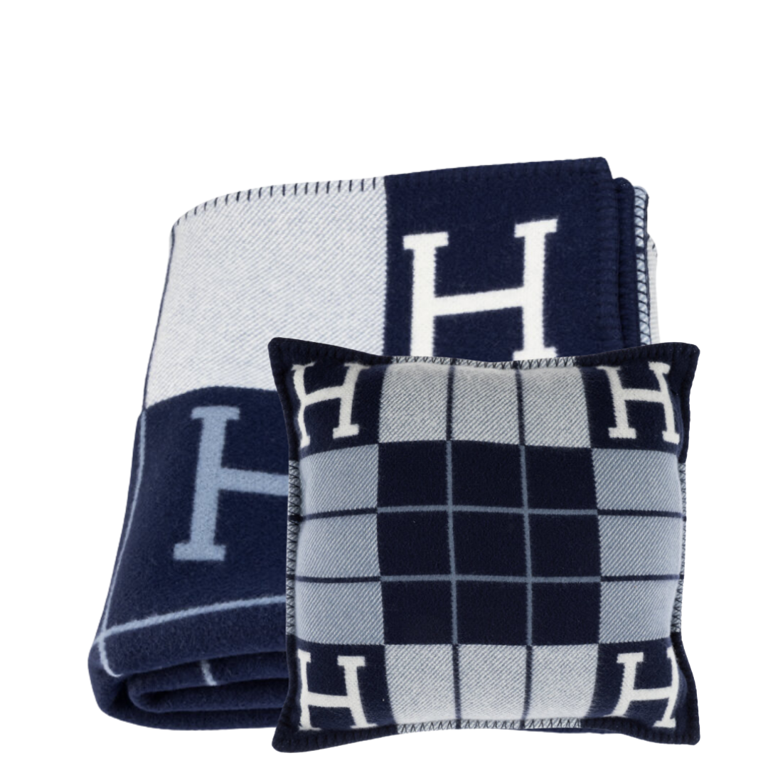 Hermès Set of Two: Écru & Caban Merino Wool and Cashmere Avalon III Throw Blanket & Pillow