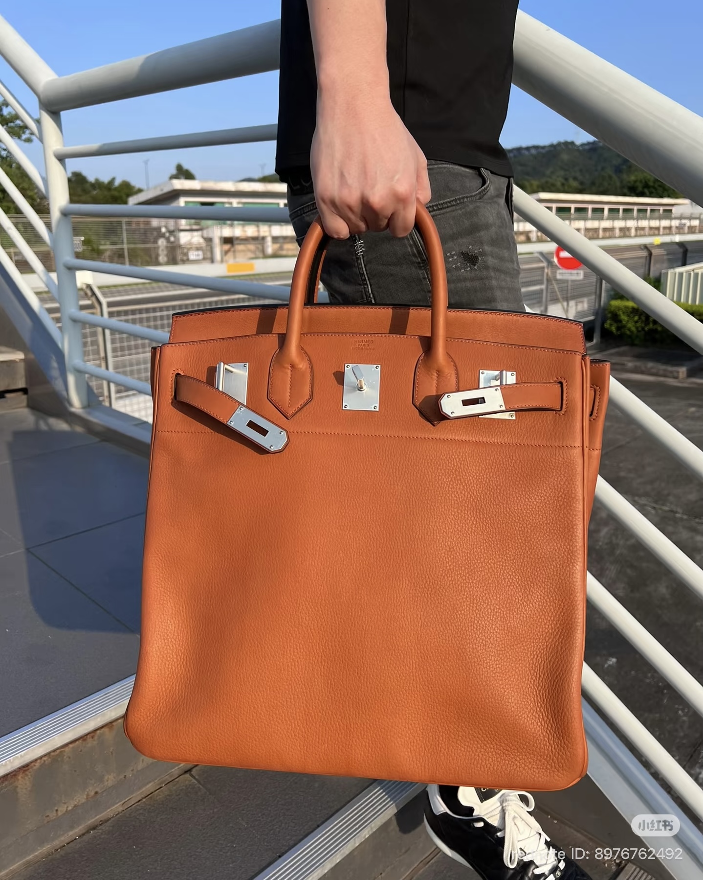 How Do Hermès’ and Louis Vuitton’s First Bags Compare Today?